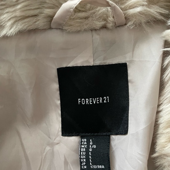 Forever 21 faux fur coat - Picture 5 of 6